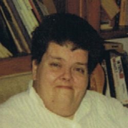 Mme Guylaine Syratt