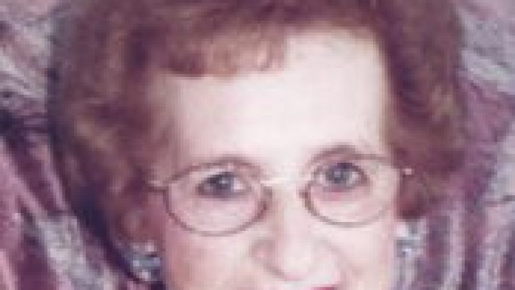 Mme Estelle Lussier-Caldwell