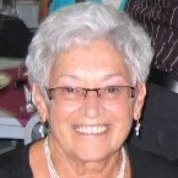 Mme Carmen Houle née Duquette