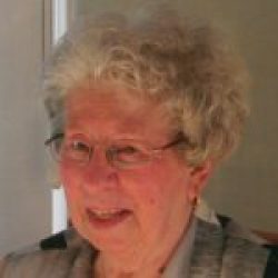 Mme Madeleine Fontaine-Courtemanche