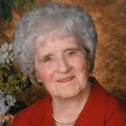 Mme Ruth Nadeau
