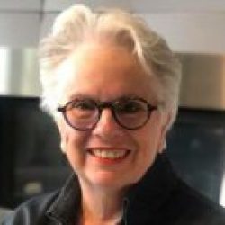 Mme Angèle Tessier-Paquette