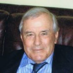 M. Étienne Duval     1930-2018