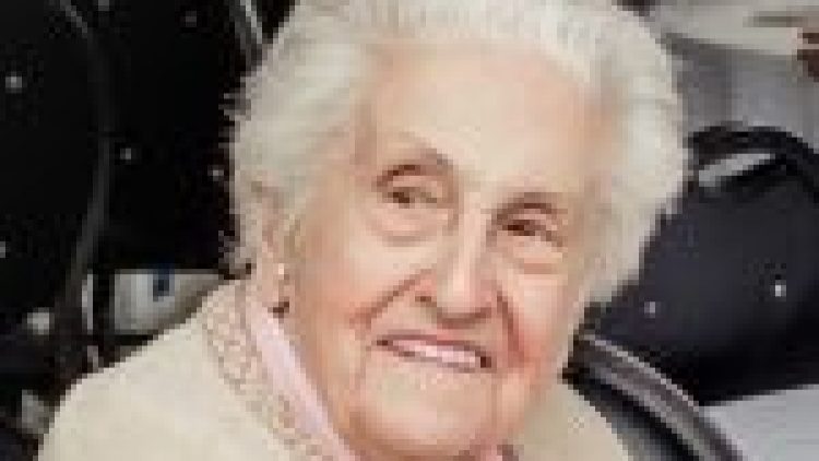 Mme Béatrice Bertrand, 1920-2019