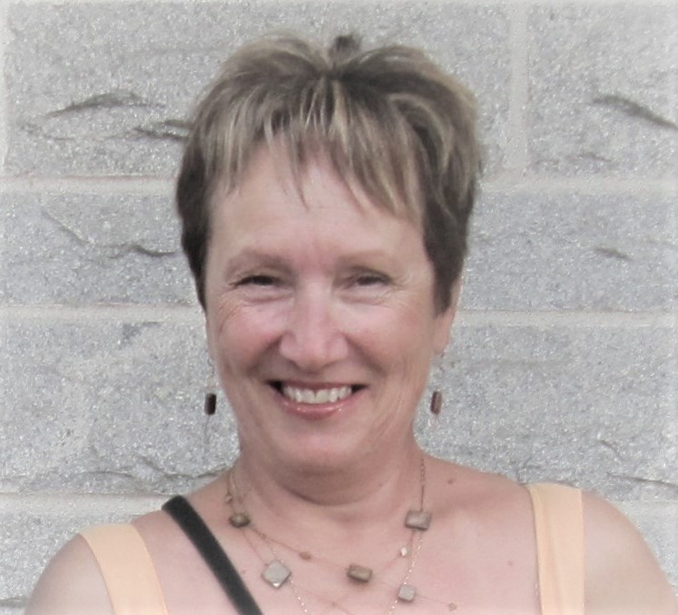 Danielle-Guénard-CARRÉ.jpg