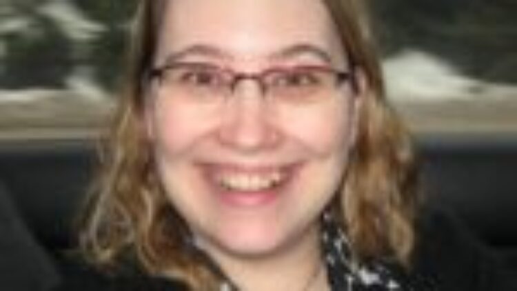 Mme Aline Fredette, 1976-2021