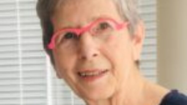 Mme Elisabeth Normandeau 1939-2022