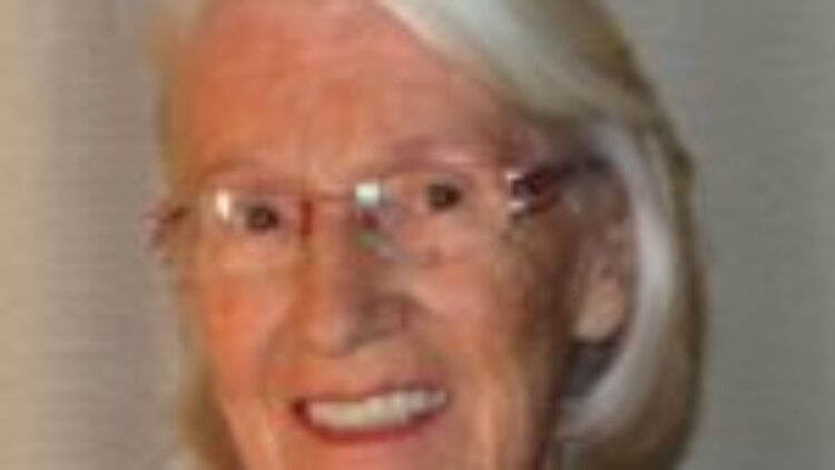 Mme Suzanne Archambault 1932-2022
