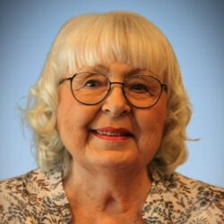 Mme Danielle St-Onge 1947-2025